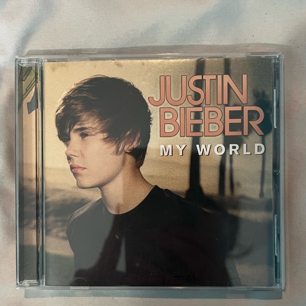 Justin Bieber My World CD - Black and Brown